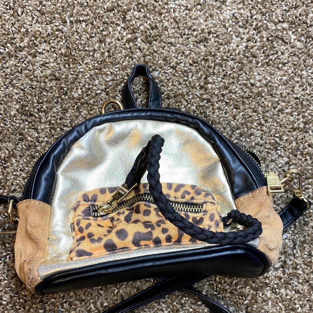 Stylish Leopard Print and Gold Women's Bag